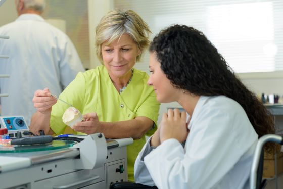 Implant dentaire immédiat: accompagnement personnalisé